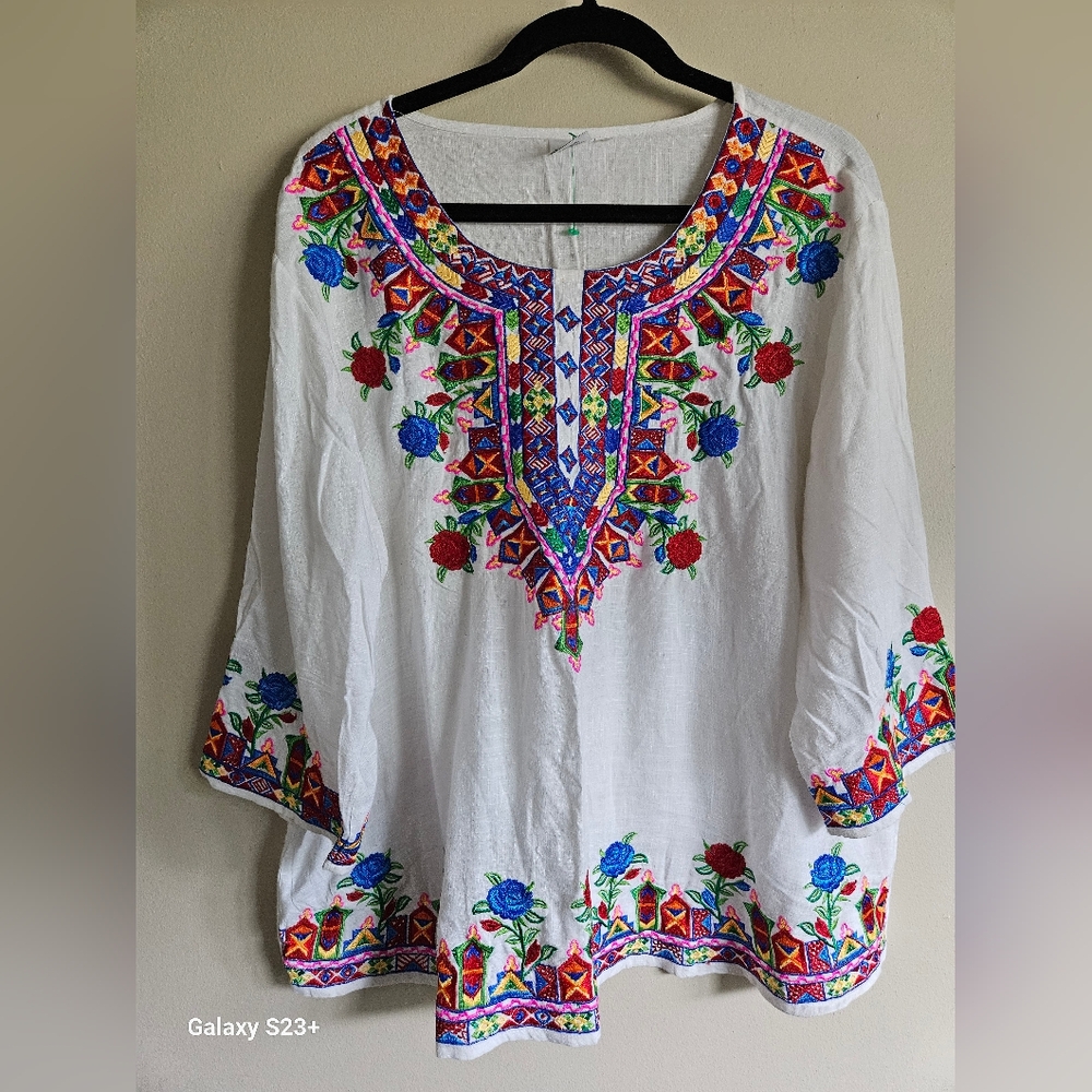 Embroidered White Floral Women's Top 100% Rayon Multi Color Top Size XL. - Picture 2 of 13